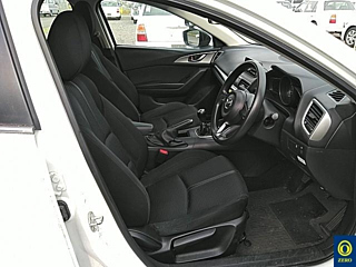 MAZDA AXELA 2017