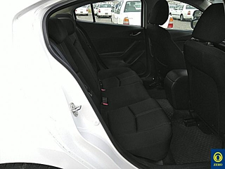 MAZDA AXELA 2017