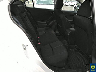 MAZDA AXELA 2017