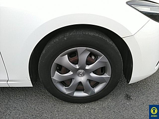 MAZDA AXELA 2017