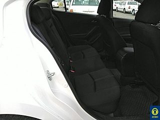 MAZDA AXELA 2017