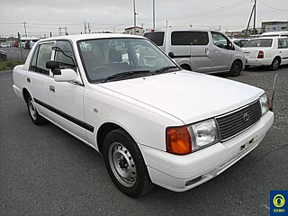 TOYOTA CROWN COMFORT 2016