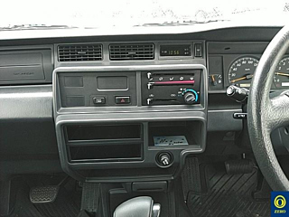 TOYOTA CROWN COMFORT 2016