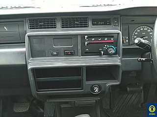 TOYOTA CROWN COMFORT 2016