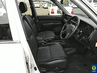 TOYOTA CROWN COMFORT 2016