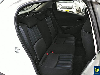 MAZDA DEMIO 2015
