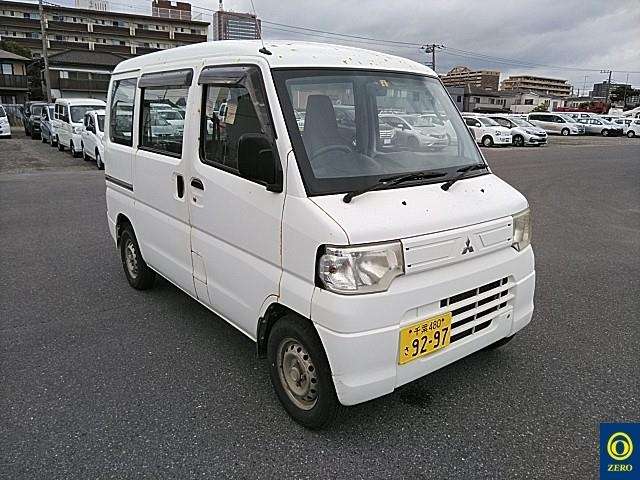 MITSUBISHI MINICAB VAN 2013
