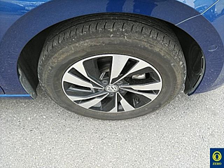 VOLKSWAGEN POLO 2018