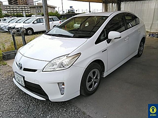 TOYOTA PRIUS 2014