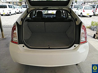 TOYOTA PRIUS 2014