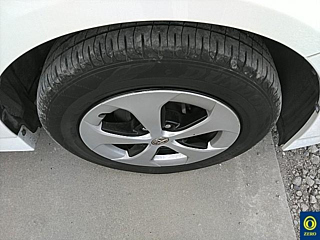 TOYOTA PRIUS 2014