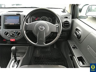 NISSAN AD 2014