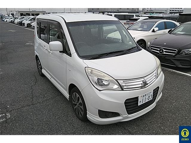 MITSUBISHI DELICA D2 2014