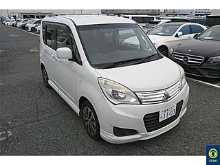 MITSUBISHI DELICA D2 2014