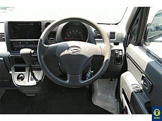 DAIHATSU HIJET VAN 2011