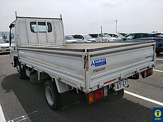MAZDA TITAN 2017