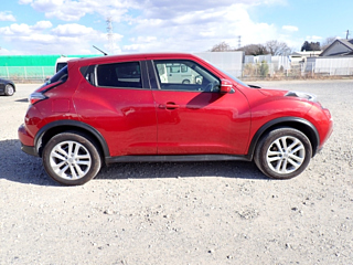 NISSAN JUKE 2015