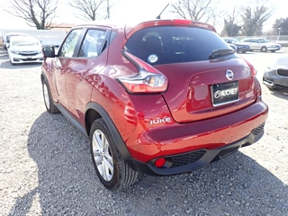 NISSAN JUKE 2015