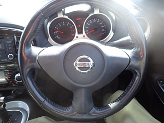 NISSAN JUKE 2015