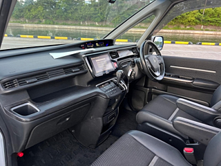 HONDA STEP WAGON 2016