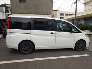 HONDA STEP WAGON 2016