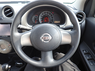 NISSAN MARCH 2010