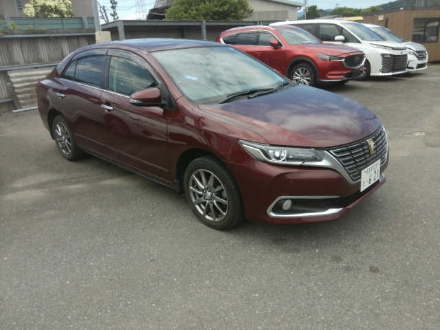 TOYOTA PREMIO 2020