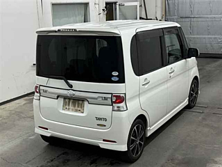 DAIHATSU TANTO 2008
