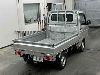 NISSAN CLIPPER TRUCK 2024