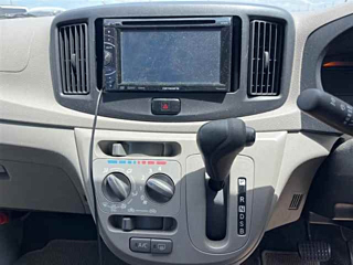 DAIHATSU MIRA E S 2011