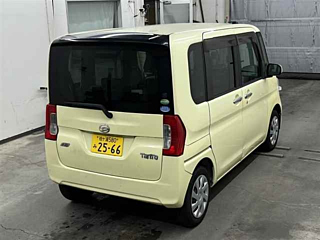 DAIHATSU TANTO 2013