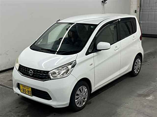 NISSAN DAYZ 2013