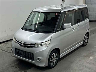 NISSAN ROOX 2010