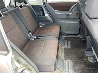 NISSAN ROOX 2010