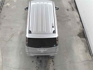 NISSAN ROOX 2010