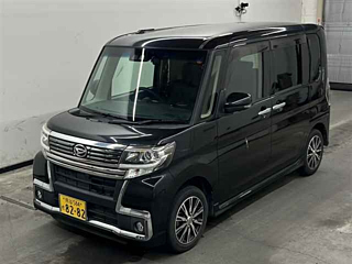 DAIHATSU TANTO 2018