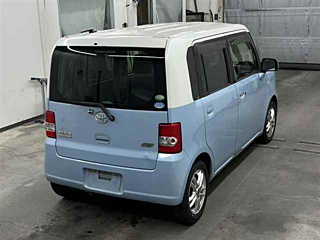 TOYOTA PIXIS SPACE 2013
