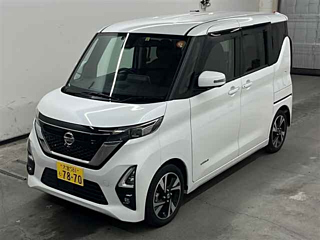 NISSAN ROOX 2023