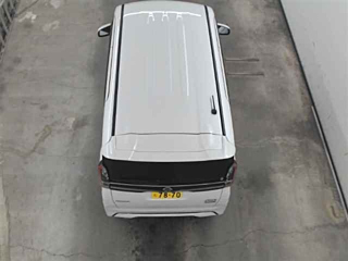 NISSAN ROOX 2023