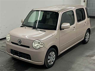 DAIHATSU MIRA 2010