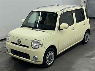 DAIHATSU MIRA 2010