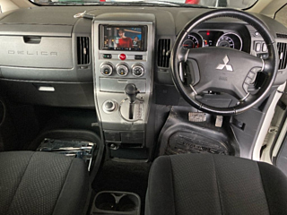 MITSUBISHI DELICA D5 2013