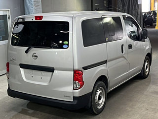 NISSAN NV200 2020
