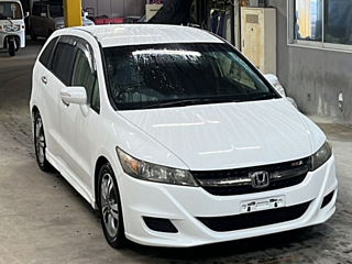 HONDA STREAM 2013