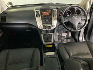 TOYOTA HARRIER 2011