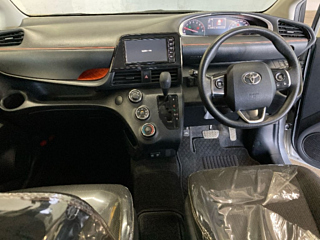 TOYOTA SIENTA 2020