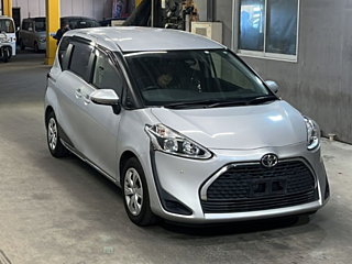 TOYOTA SIENTA 2020