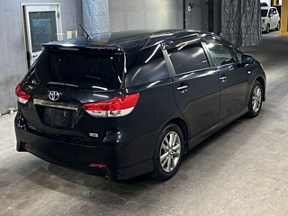 TOYOTA WISH 2012