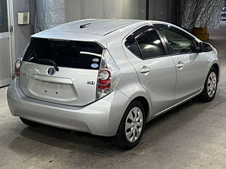 TOYOTA AQUA 2014
