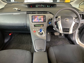 TOYOTA PRIUS 2015